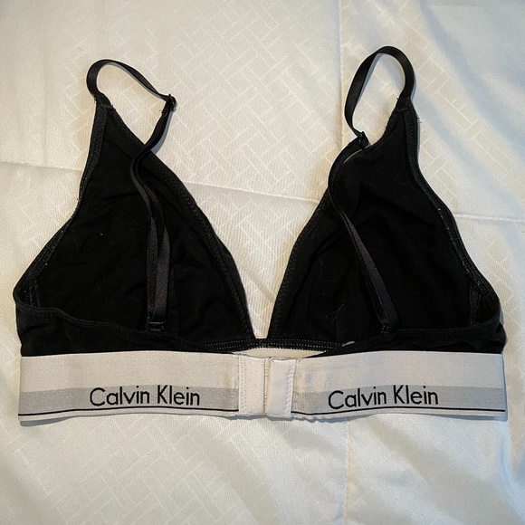 Calvin Klein Bra - Picture 3 of 3